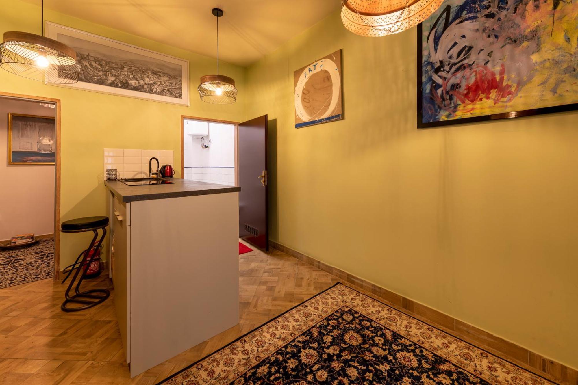 Artystyczny W Rynku. Apartment Ladek-Zdroj